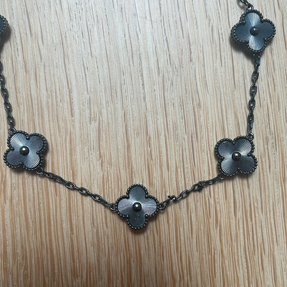 VCA inspired necklace - Picture 4 of 4